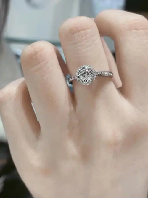 客订30分钻戒不仅显大还辣么好看