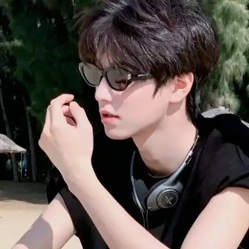 帅帅的男生头像