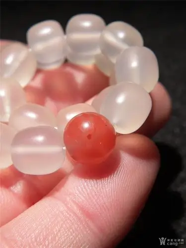 m08 正宗新工天然川料凉山冰飘无色玛瑙大桶珠手链