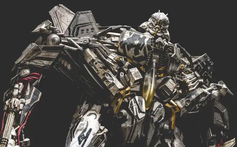 那位喜欢狂派变形金刚红蜘蛛的同学你要的高清图已经找到请笑纳