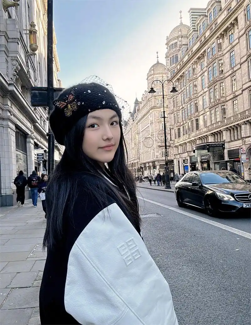 别再盲目鸡娃!hello kitty联名款早教布书教你正确方式