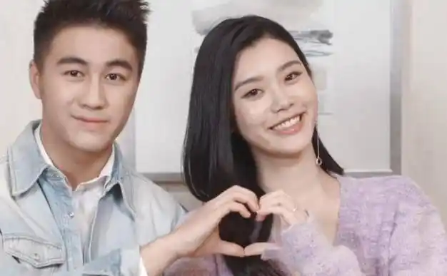 结婚4年28岁的何猷君变化不大34岁的奚梦瑶像是变了个人