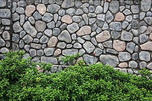 福建漳州南靖塔下村古栈道小溪护堤鹅卵石