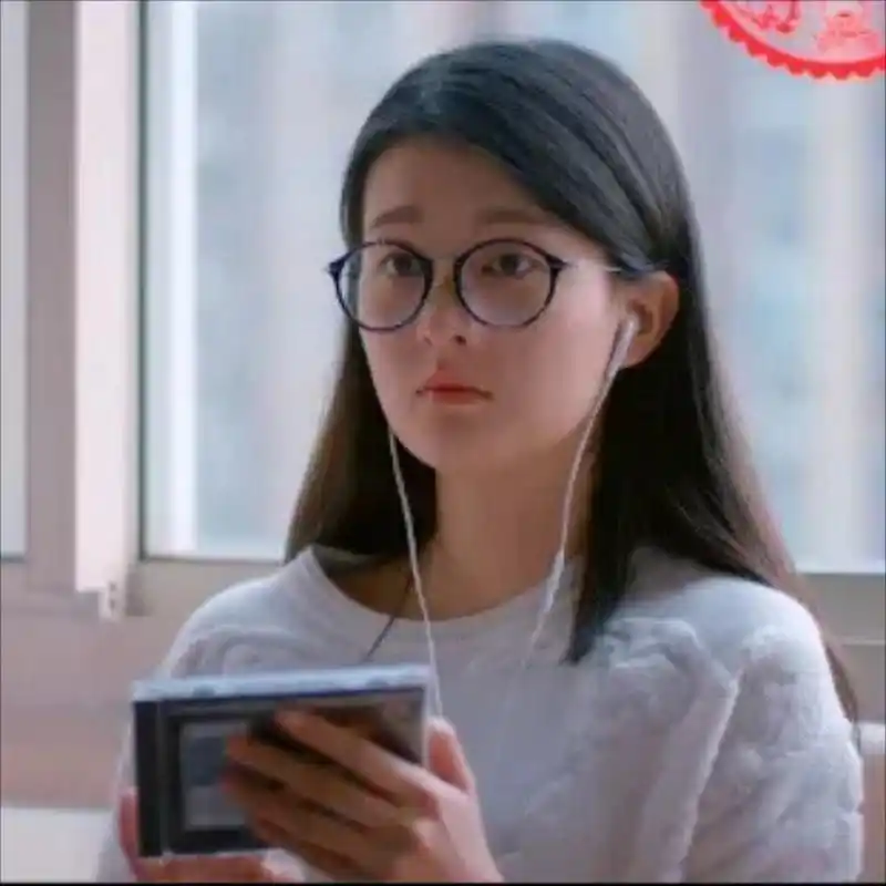 原来我们都被欢乐颂里的关关给骗了,她才是真正的白富美