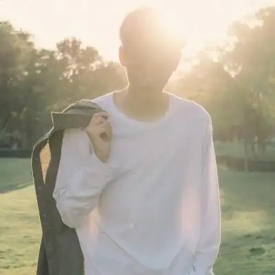 好看的头像图片霸气男冷酷 个性男生真人帅气微信头像大全_男生头像