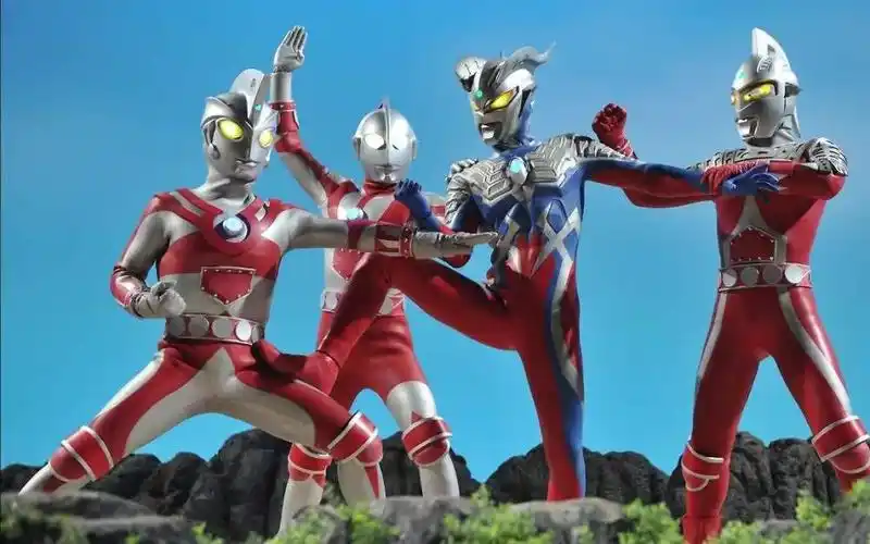 五个已经封神的奥特曼诺亚我是宇宙之神迪迦我是希望之神