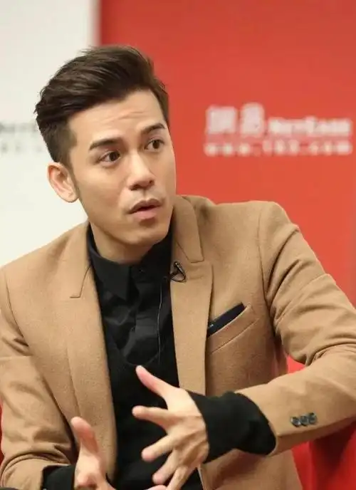 香港tvb十大男配角,演技不错,却名气一直不温不火