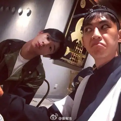 唐晓天daddi 来自张宥浩 - 微博