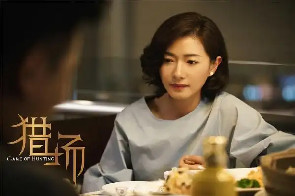 组图猎场发布万茜胡歌剧照恋爱合伙人狂撒狗粮