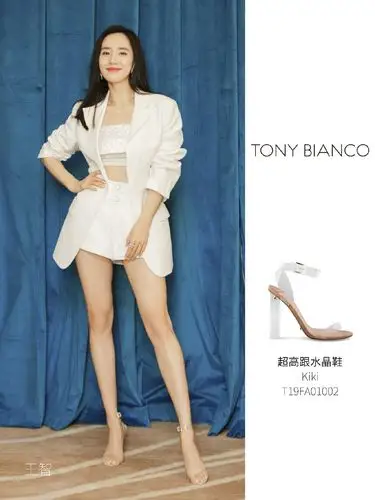 求推荐这种透明低跟凉鞋