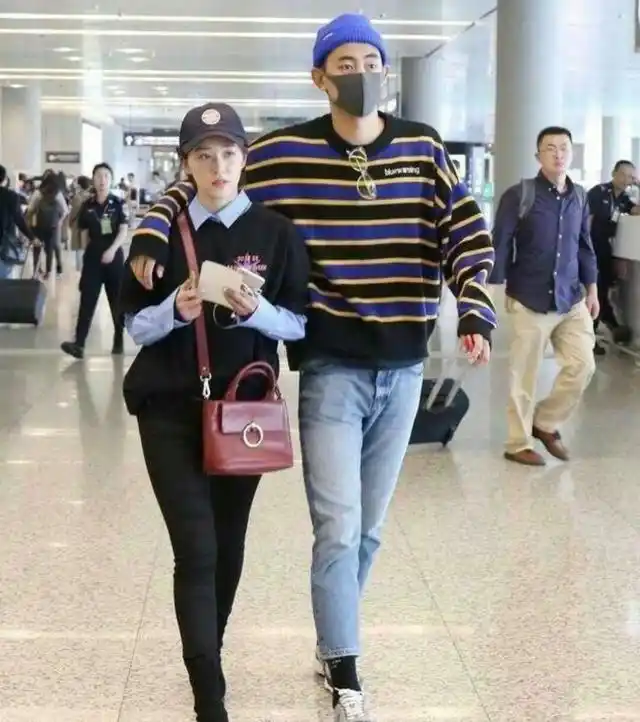 纪凌尘亲密搂着阚清子现身,超萌身高差也是亮了,网友:甜掉牙!