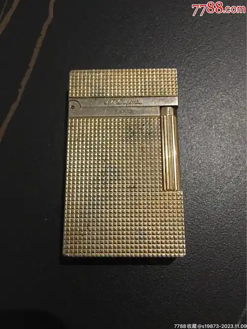 都彭打火机一个