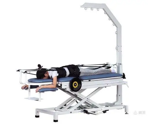 引进设备---四维牵引,广泛应用于各种急,慢性损伤引起的腰椎间盘突出