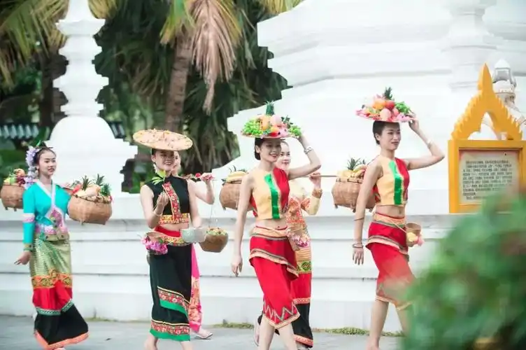 在深圳锦绣中华就能打卡西双版纳的民俗美傣族浴佛节今天开启