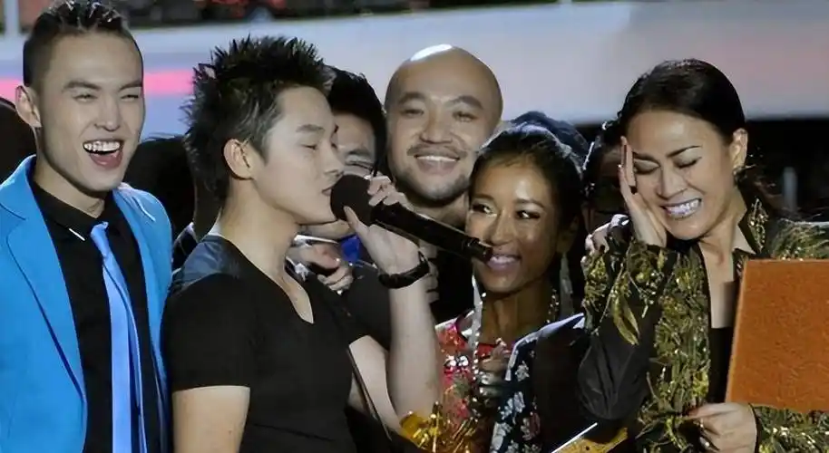 梁博的"消失"是华语乐坛的悲伤和失落_音乐_声音_吉艺家