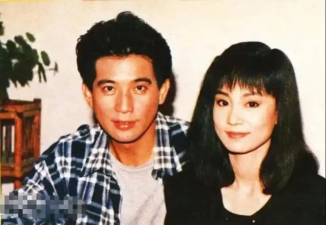 秦汉和刘雪华为什么没有在一起