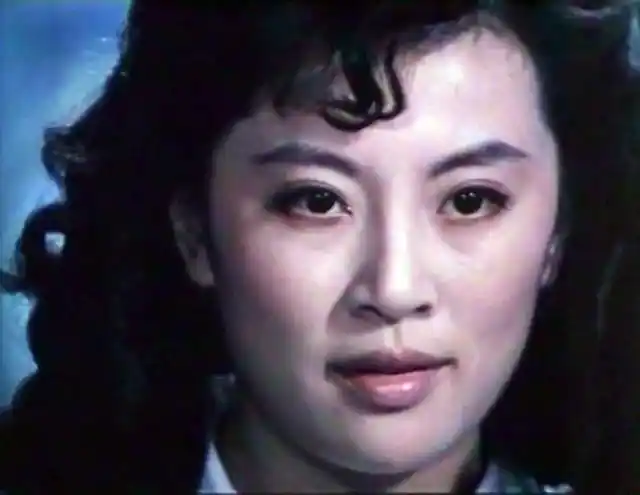 1979年秦怡和陈冲等人一起主演过一部电影叫《海外赤子》,我想大家