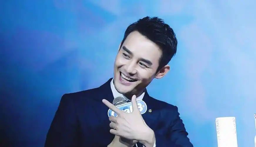 王凯:曾和王鸥蒋欣百亿千金传恋情,他的感情至今成谜