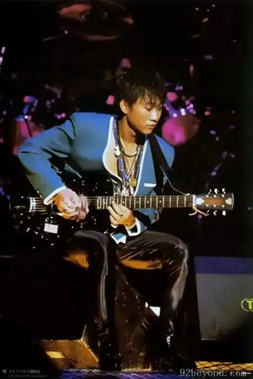 beyond #黄家驹 #beyond演唱会1991 #b - 抖音