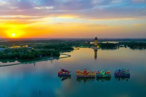 强国拍客每日佳作:夏日色彩_江苏国际在线