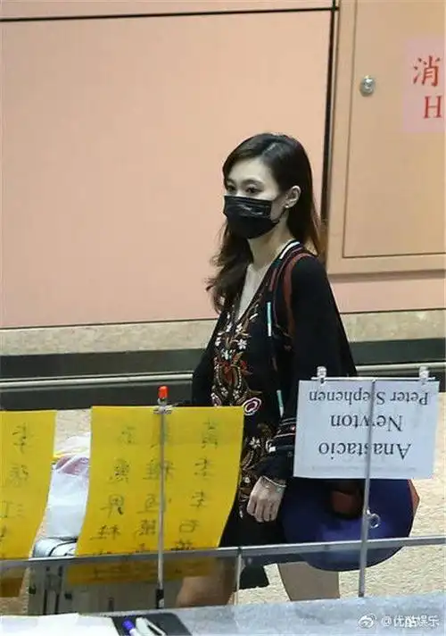 贺军翔老婆神似马蓉女儿照片曝光 贺军翔发声否认出轨事件始末(2)