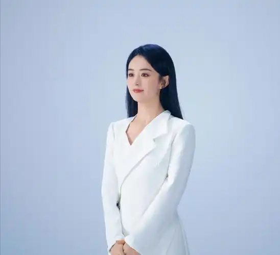 超凡脱俗赵丽颖西装裙打扮优雅迷人一双漫画腿简直美得不真实