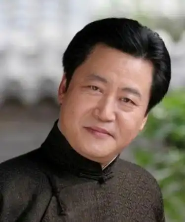 【图】导演赵宝刚 被疑有同性恋倾向