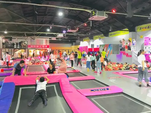 儿童乐园 尧都区 贡院街 西泡泡蹦床馆(蹦床公园贡院街店)【空中大