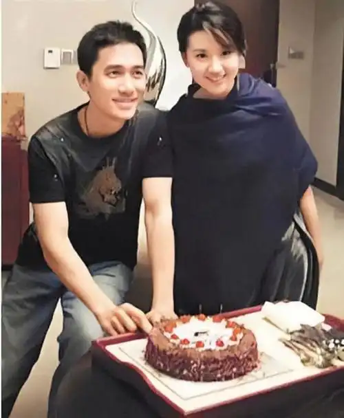 董洁婚前给梁朝伟庆生婚后与王大治纠缠潘粤明只有一包苦水