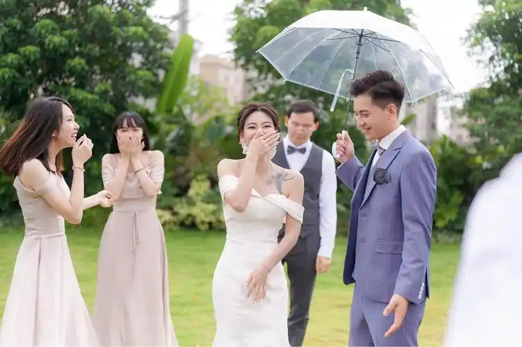 熊孩子攻略的婚礼跟拍作品《一组郎才女貌的婚礼跟》