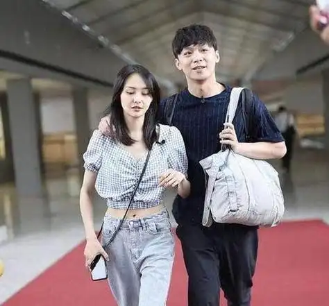 郑爽前男友张恒是什么身份(郑爽前男友张恒晒亲子照)(5)