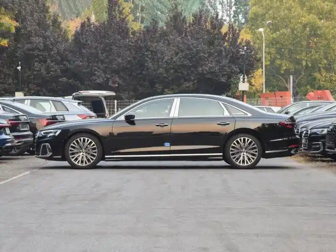 成都地区奥迪a8大幅降价特价585万数量有限