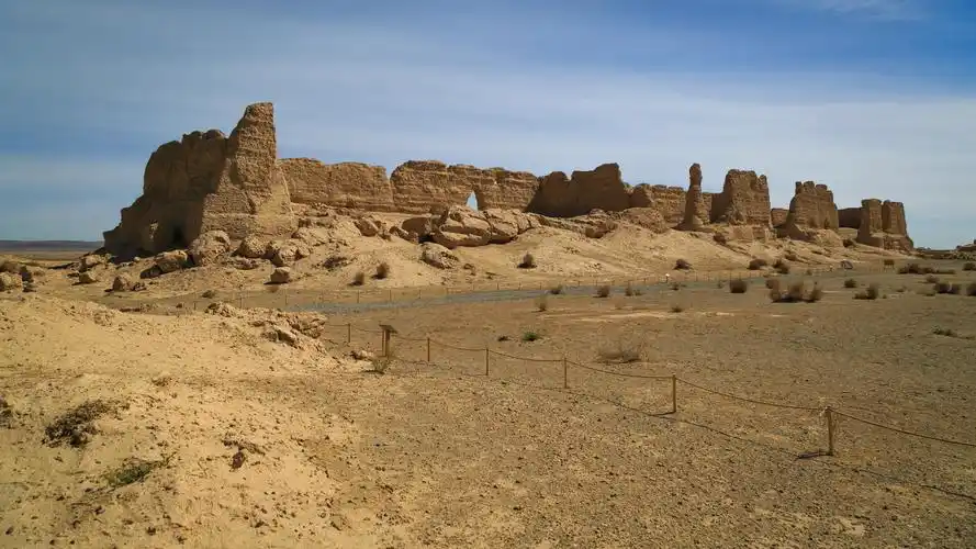 玉门关-大方盘城-玉门关遗址