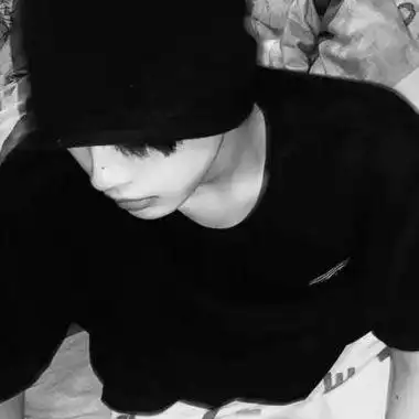 头像男成熟魅力干净男生头像