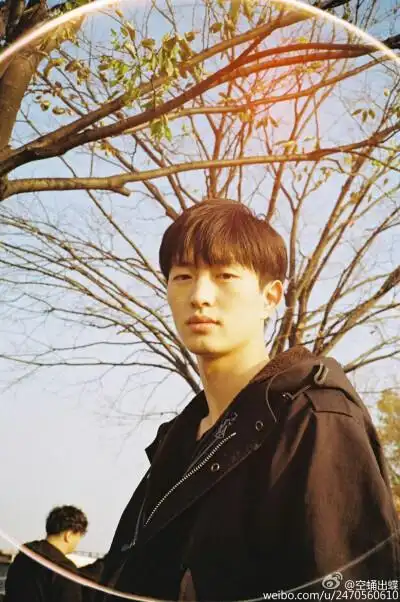 金大川,93年4月16出生,白羊座,国际超模,台上高冷,私下是逗比.