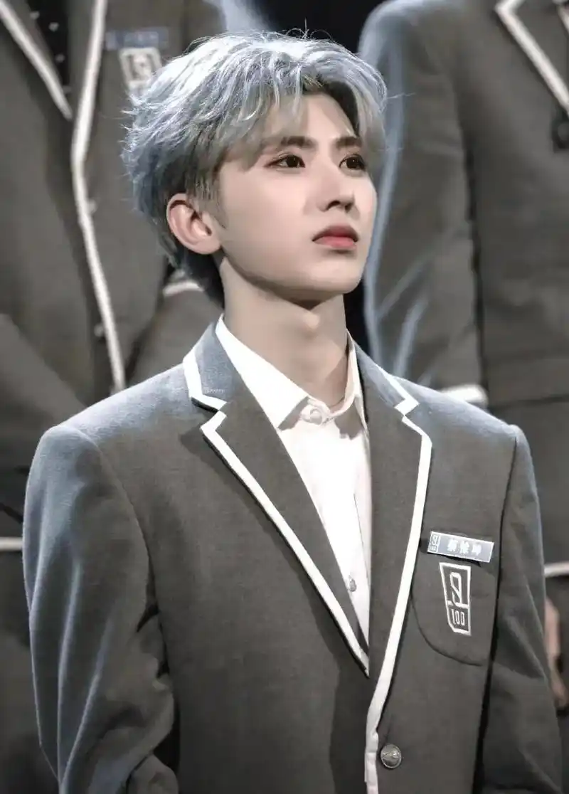 小哭包出道四周年快乐#蔡徐坤 #蔡徐坤c位出道四周年 #蔡徐 - 抖音