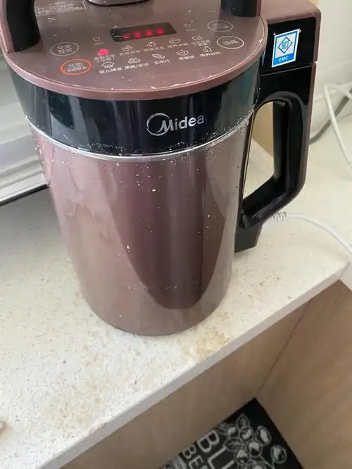 美的豆浆机一生黑