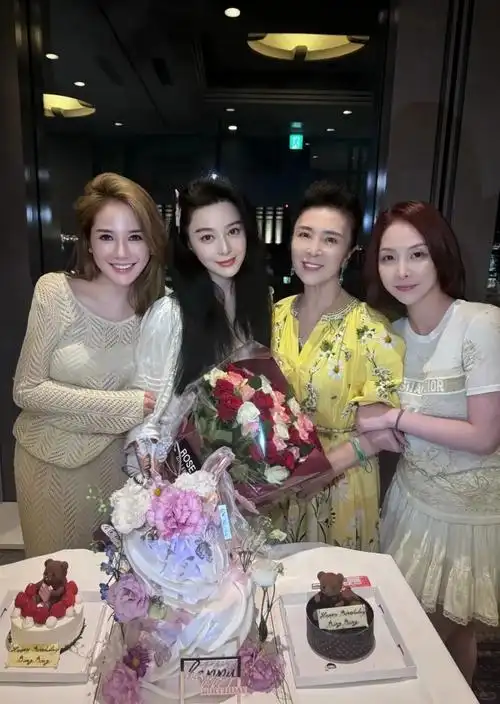 范冰冰44岁生日美照,颜值依旧很能打,说她冻龄一点不为过啊