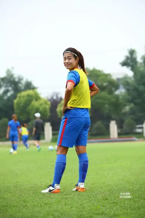 李佳悦 上海女子足球队 后卫 ~训练,比赛场上娉婷袅娜