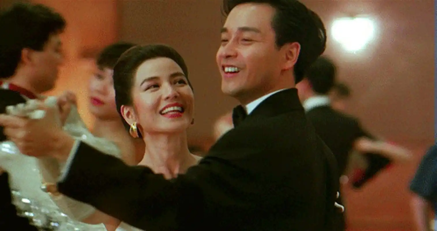 哥哥浪起来还是相当有水准的,那时候的红姑,神仙眷侣