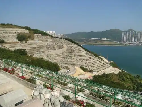 将军澳华人永远坟场土葬