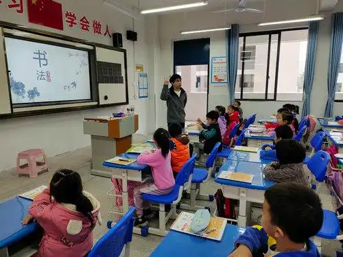 校区)"育心培德"系列报道:展示交流 共同进步 - 柳州市白沙小学的博客