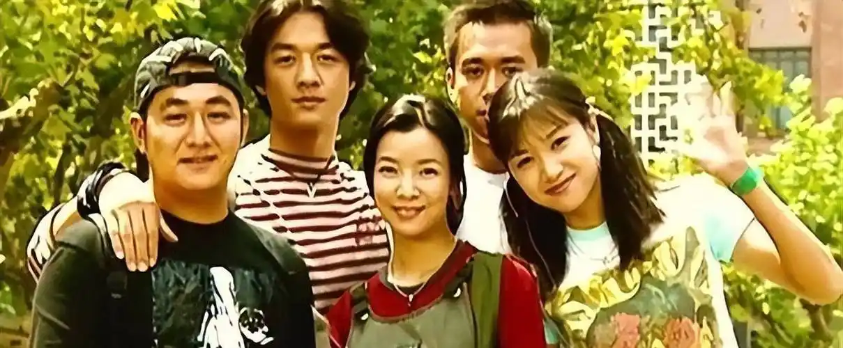 爱情混乱的女明星,人前清纯人后疯狂,个个都是老司