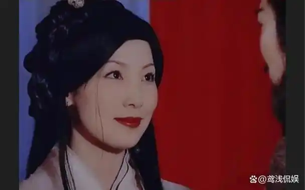 在美女如云的娱乐圈,有的女演员天生就长着主角脸