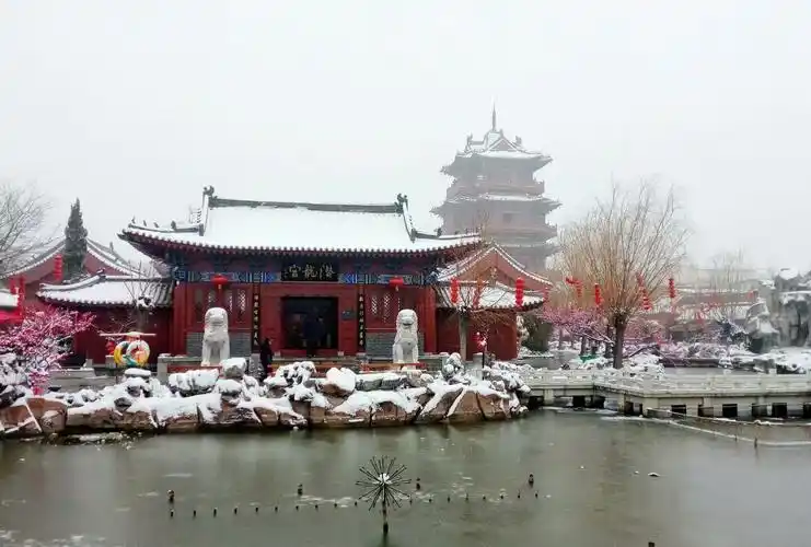 雪后开封府雪景美如图