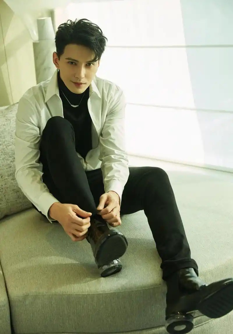 影帝的公主已官宣开机徐正溪演绎高冷影帝穆廷州