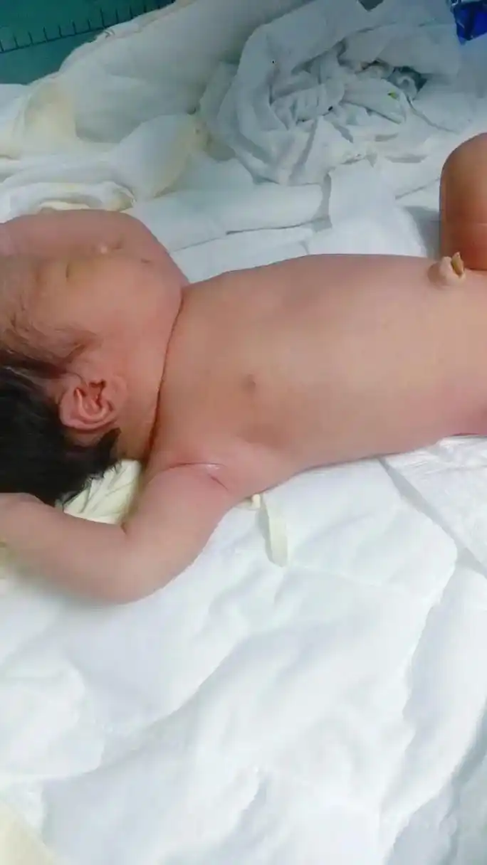 宝宝 壁纸 孩子 小孩 婴儿 720_1280 竖版 竖屏 手机