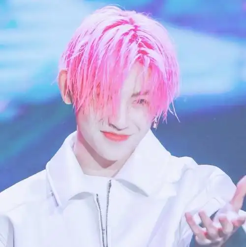 男爱豆头像小鬼王琳凯头像