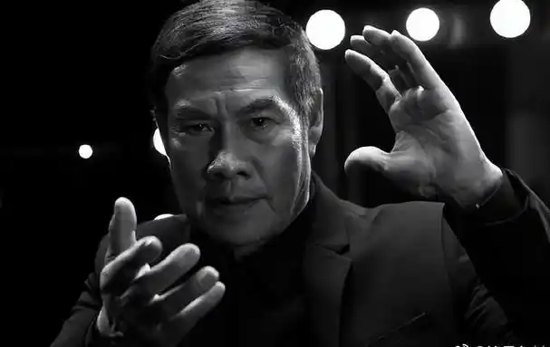 白彪:1976年演郭靖成专业户,大侠80岁人生太精彩