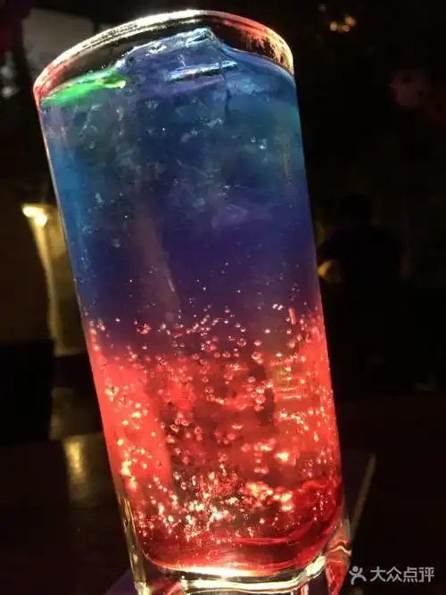 gala庭院清吧星空鸡尾酒图片 - 第3张